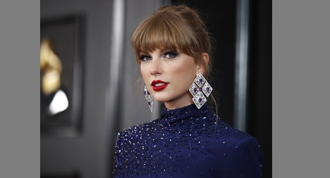 A lo largo de los años, Swift ha cosechado innumerables éxitos, recibido múltiples premios y ha roto récords de ventas. (Foto Caroline Brehman)