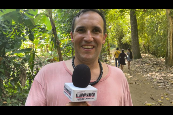 “Un lugar precioso, muy bonito, un macizo de roca con un agua muy bonita. El camino es precioso unos higuerones enormes” dijo Ramírez.