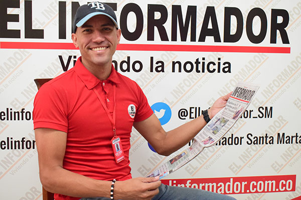 César  Barrera  Jefe de Redes  Sociales.