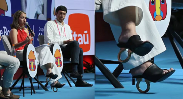 Laura Sarabia y sus costosos tacones que superan el sueldo de los colombianos en tres meses de trabajo.Foto/X