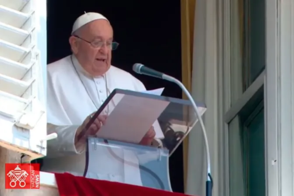 El Papa Francisco en el rezo del ángelus este domingo 21 de julio en el Vaticano.