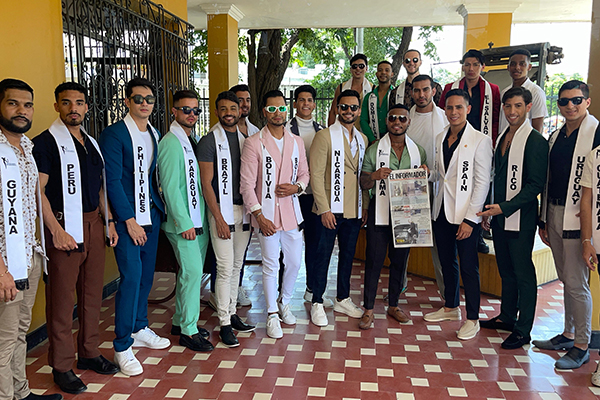 Los participantes de este evento de belleza visitaron las oficinas de EL INFORMADOR. 
