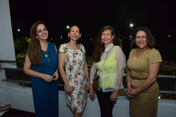Luz Elena Mejía; Nubia Yolanda Nossa; Lucía Fiorillo y Patricia Muños