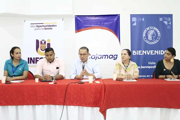  Ibeth Noriega Erazo, directora de proyección cultural de Unimagdalena; Sarita Abello, directora de la fundación Museo Bolivariano de la Quinta de San Pedro Alejandrino; Joaquín Viloria, gerente de la Agencia Cultural del Banco República; entre otros representantes de las organizaciones patrocinadores.