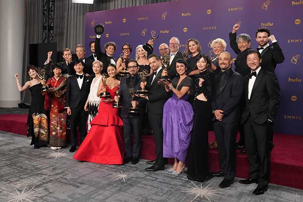 Actores, productores y directores de la serie ‘Shogun’ tras la ceremonia de entrega de premios Emmy 