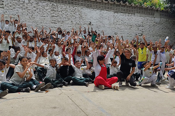 Los colegios de Santa Marta también han disfrutado de las actividades de Festicaribe. 