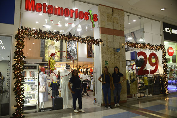  La tienda Metamorfosis está ubicada en el centro comercial Ocean Mall local 22. 
