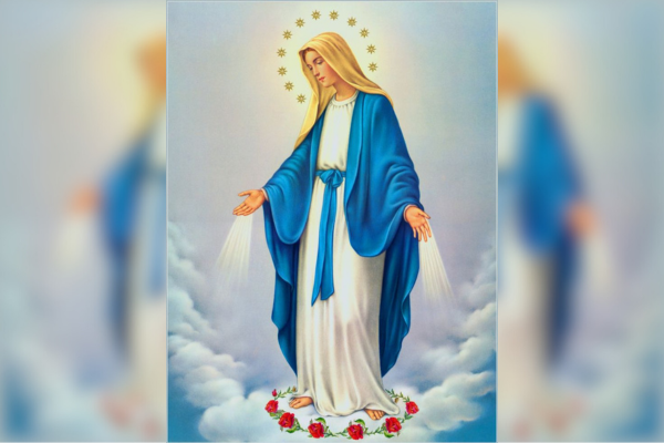 A lo largo de los siglos, la Iglesia ha tomado conciencia de que María ‘llena de gracia’ por Dios había sido redimida desde su concepción.