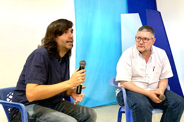 Su visita se dio a través del Ciclo de Conferencias ‘Gabo Nuevas Lecturas’, liderado por la Universidad del Magdalena a través de su Editorial Unimagdalena, un espacio donde compartió con el escritor y también poeta colombiano Federico Diaz-Granados.