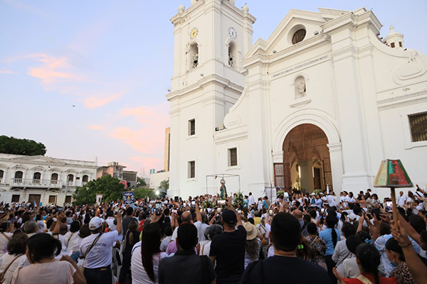  Este acto en honor a María Inmaculada significa que la fe mariana ha acompañado el devenir de Santa Marta desde sus inicios es un símbolo de unidad entre los samarios en este año tan especial. 