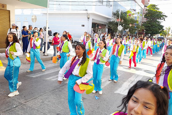 El Carnavalito Pedagógico 2025 es una celebración que reafirma el compromiso de la comunidad educativa con el desarrollo cultural de Santa Marta.
