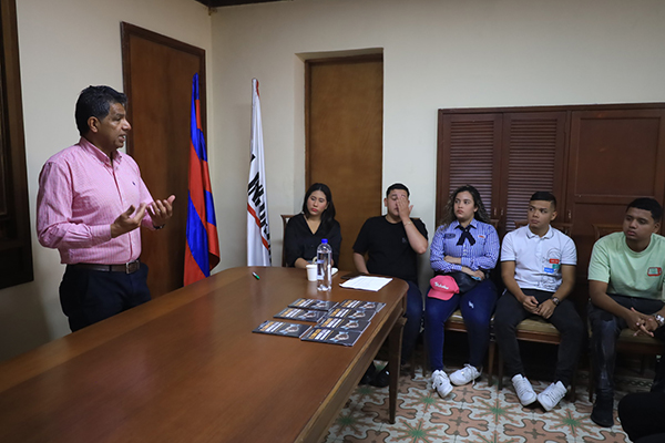 Aspecto de la presentación oficial del Libro El conflicto inherente a la interacción humana.