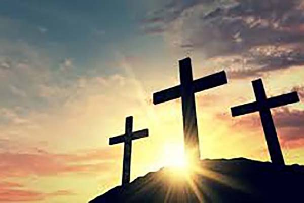 Para los católicos el Sábado Santo es una jornada de luto y de reflexión. Es un día de silencio, sin celebración eucarística.