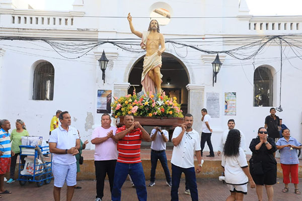En Santa Marta, los fieles vivieron intensamente la Semana Santa, reafirmando sus compromisos bautismales con profunda devoción. 