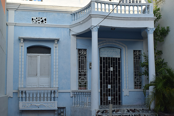 Casa colonial que guarda sus características originales, en la calle Tumbacuatro (calle 19) con calle del Río (carrera segunda). Casa colonial que guarda sus características originales, en la calle Tumbacuatro (calle 19) con calle del Río (carrera segunda).