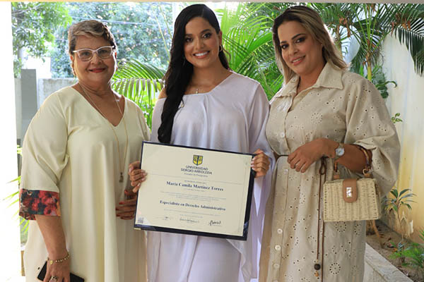 María Camila Martínez Torres y Ana Clara López, María Rieder. María Camila Martínez Torres y Ana Clara López, María Rieder.