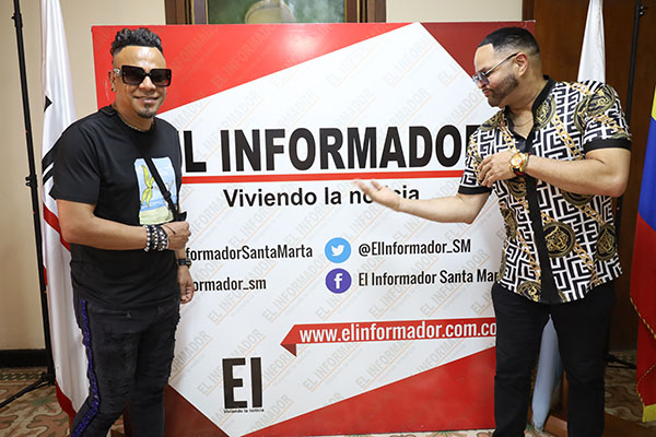 Los integrantes de la agrupación dominicana El Norte, Joselito Trinidad y Amaury Colón, en visita a EL INFORMADOR para compartir su historia musical y su participación en las celebraciones de los 500 años de Santa Marta.