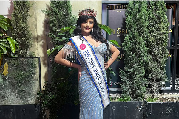 La joven Mery  Jeins Díaz  Chamorro luciendo su título PreTeen World Colombia 2025