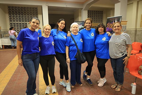 En la gráfica se encuentra las exalumnas de la institución, Clara Iguarán, Diana Polo, Diana Torres, Elsy Zúñiga, Maritza Gómez, Damiana Vives, Jackelin Medina. Foto derechos reservados / EL INFORMADOR En la gráfica se encuentra las exalumnas de la institución, Clara Iguarán, Diana Polo, Diana Torres, Elsy Zúñiga, Maritza Gómez, Damiana Vives, Jackelin Medina. Foto derechos reservados / EL INFORMADOR