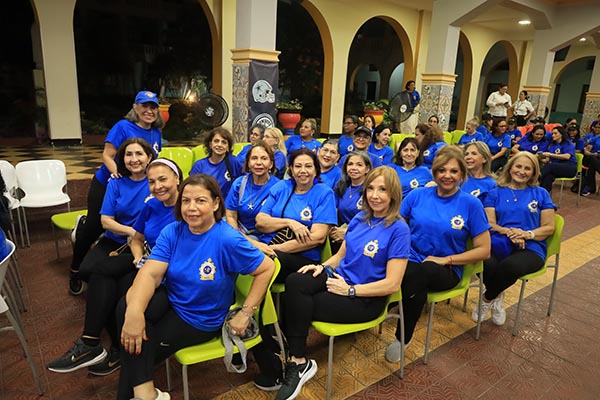 Promoción 1977, Cecilia Diaz-Granados, Tere Correa, Patricia Diaz-Granados, Patricia Saravia, Marta Cecilia Lacouture, María Clara Angulo, Alix Colina, Doris Aun Merce Dávila, Patricia Ponce, Sofia Arévalo, Ana Tulia Curiel, Diana Goenaga, Inés Margarita Vives, Patricia Sánchez. Foto derechos reservados / EL INFORMADOR Promoción 1977, Cecilia Diaz-Granados, Tere Correa, Patricia Diaz-Granados, Patricia Saravia, Marta Cecilia Lacouture, María Clara Angulo, Alix Colina, Doris Aun Merce Dávila, Patricia Ponce, Sofia Arévalo, Ana Tulia Curiel, Diana Goenaga, Inés Margarita Vives, Patricia Sánchez. Foto derechos reservados / EL INFORMADOR