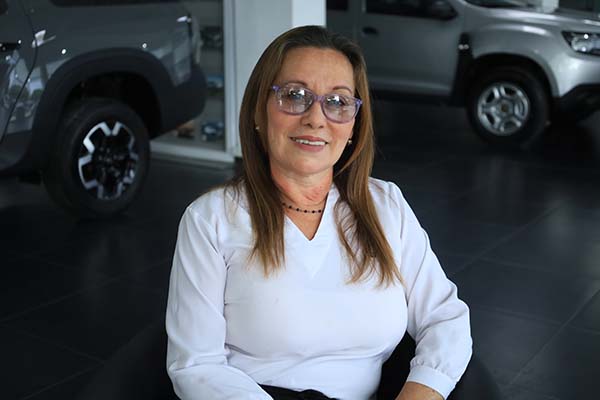 Nidia Estela Kala Morales, Asesora de Tayrona Automotriz. Nidia Estela Kala Morales, Asesora de Tayrona Automotriz.