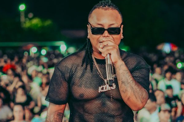 “El barrio Pescaito vibra con la champeta de Mr. Black llevando el arte a los territorios.”Foto: mrblackelpresidente “El barrio Pescaito vibra con la champeta de Mr. Black llevando el arte a los territorios.”Foto: mrblackelpresidente