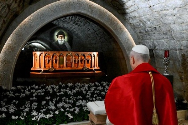 El Papa en el monasterio de Annaya en su segundo día de visita al Líbano (@Vatican Media).   (ANSA)