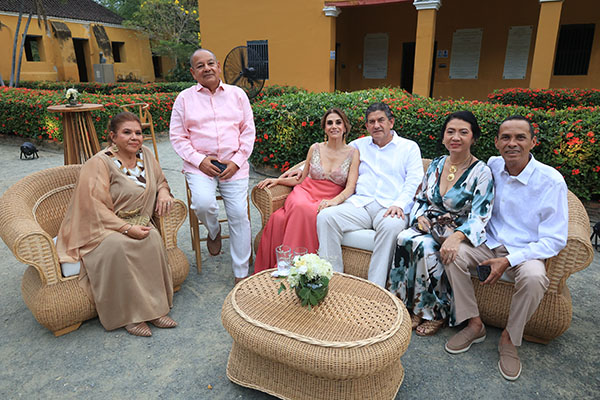 Alma Támara, Antonio Padilla, Viviana Quessep, Jorge Jaramillo, Lucy Erazo y Álvaro Mercado.