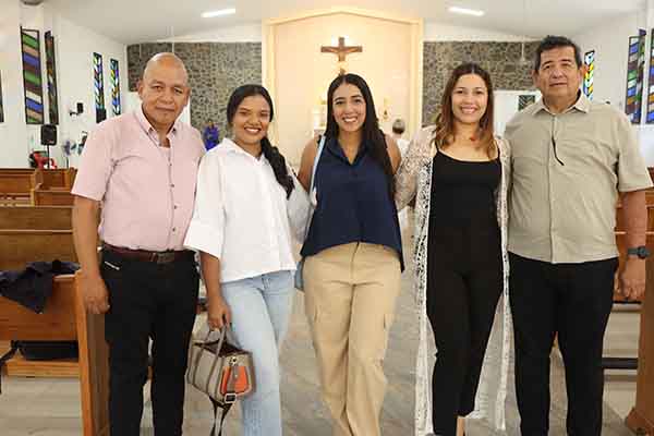 En la fotografía, William de León, Daniela Pirela, Naylea Barros, Greicy Brujes y Orlando Segrera.
