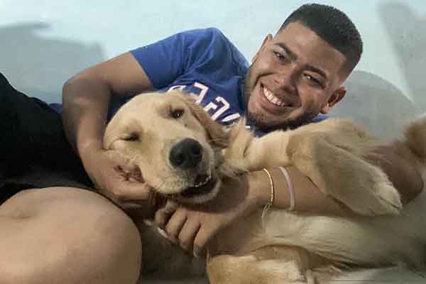 Gracias a su carácter dócil, obediente y sociable, los Golden Retriever también son frecuentes como animales de apoyo emocional, brindando compañía y estabilidad emocional a personas que enfrentan ansiedad o depresión. Foto derechos reservados EL INFORMADOR 