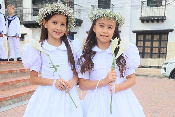 Mía Carrillo y Valentina Cotes.