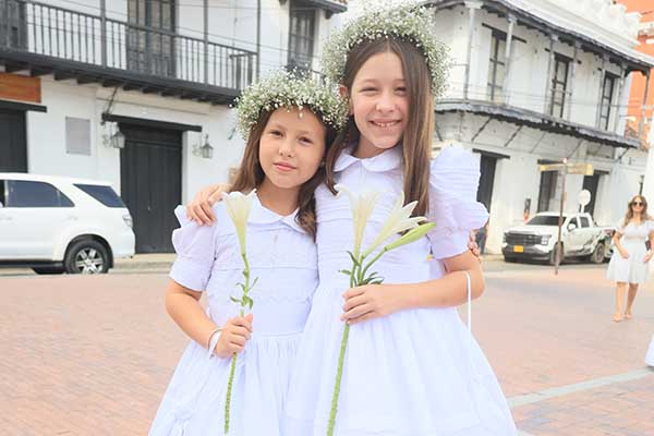 Mía Carrillo y Valentina Cotes.