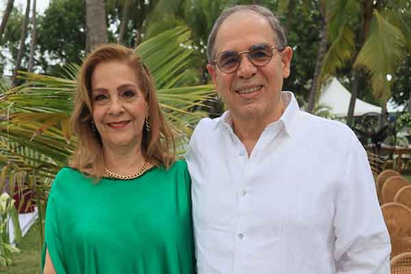 María Cecilia Vives y Gustavo Manrique.