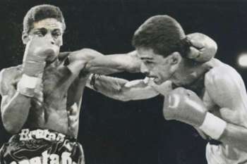 Fidel Bassa vs Hilario Zapata último round. Crédito @baltazarbrothers en youtube