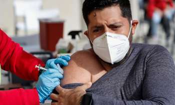 El Ministerio de Salud ha exhortado a todos los habitantes de Colombia a completar sus esquemas de vacunación y a recibir las dosis de refuerzo.